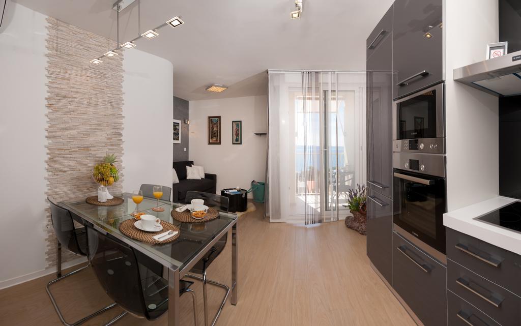 Mariva Luxury Apartment Split Exterior photo